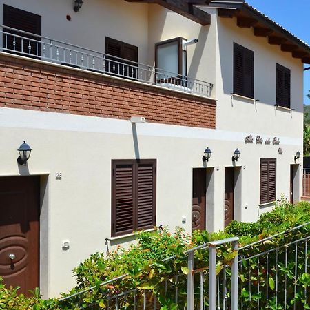 Le Case Del Carmine Con Giardino E Parcheggio A Tropea Exteriör bild