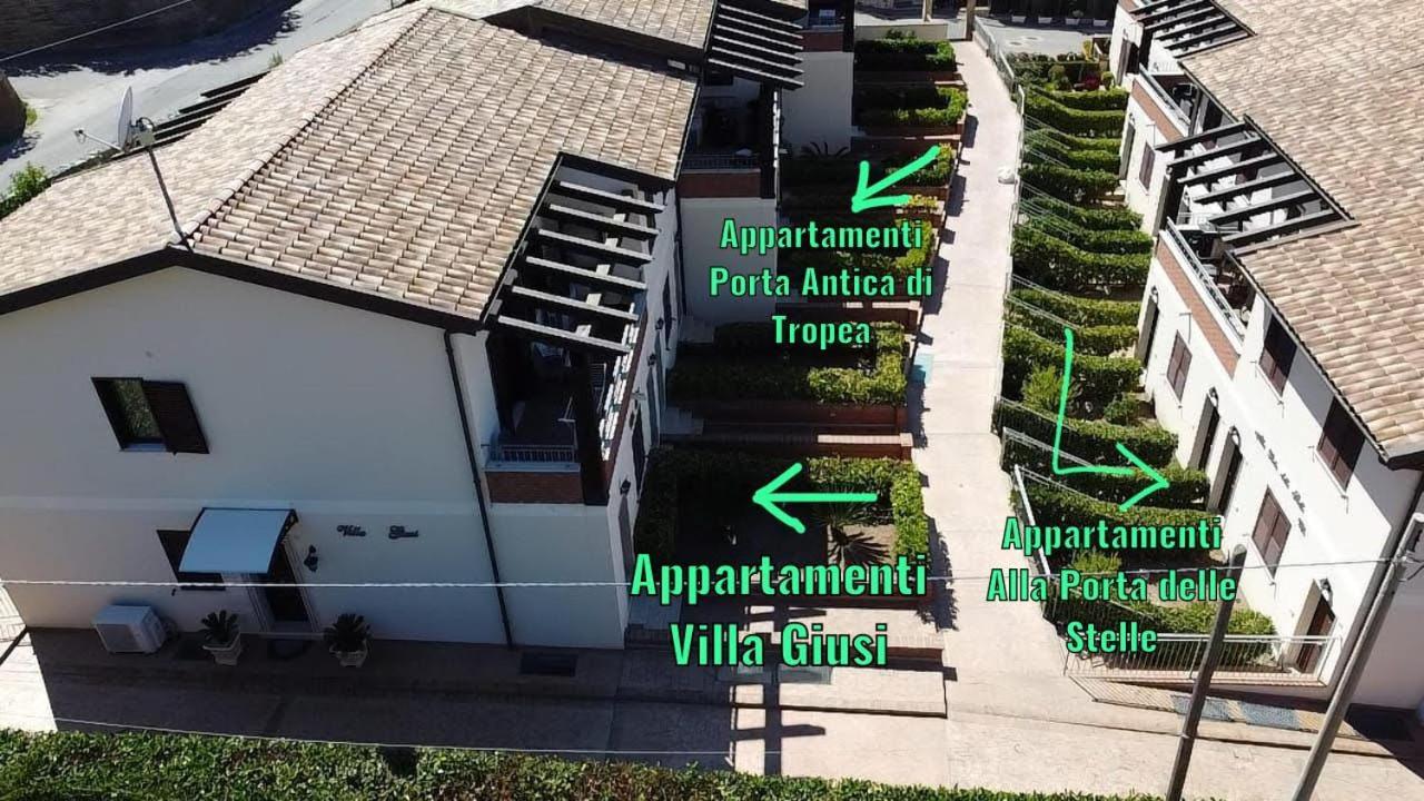 Le Case Del Carmine Con Giardino E Parcheggio A Tropea Exteriör bild